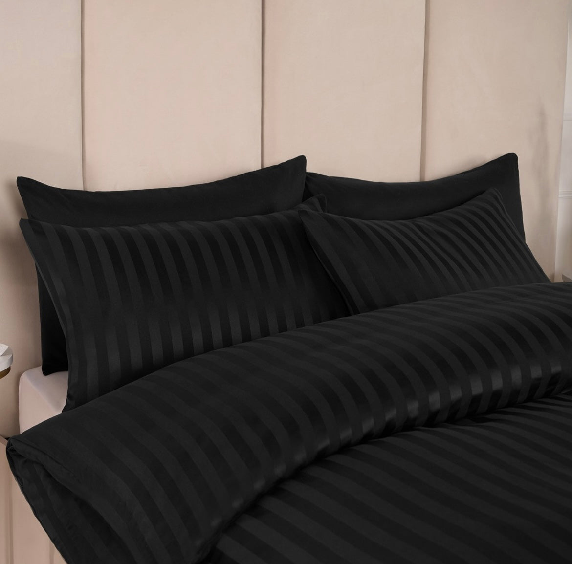 Black luxury stripe 4 piece bedding set