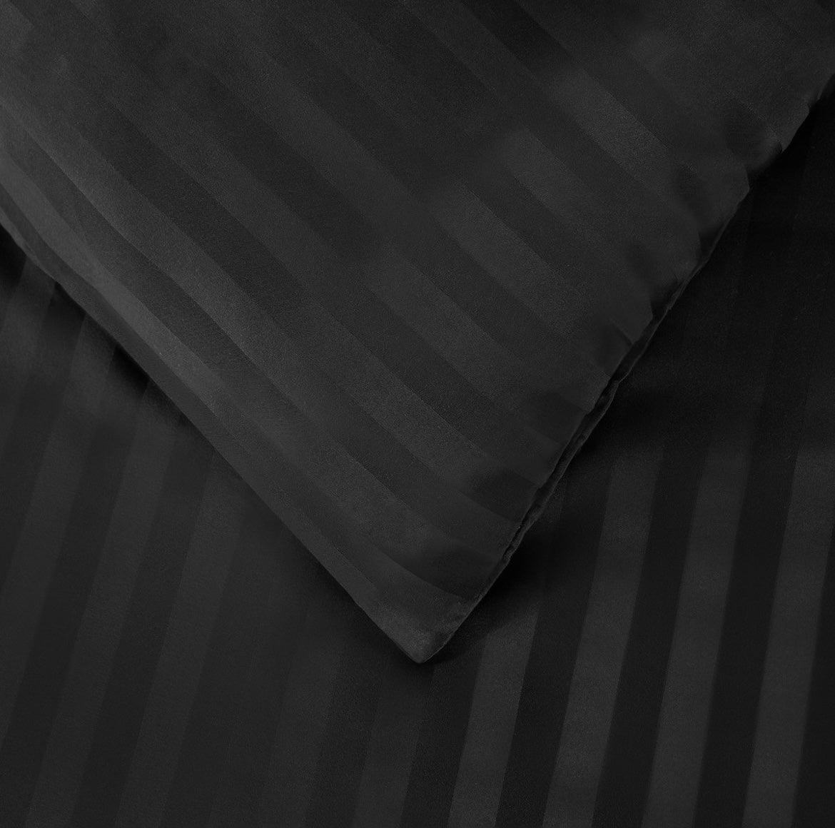Black luxury stripe 4 piece bedding set